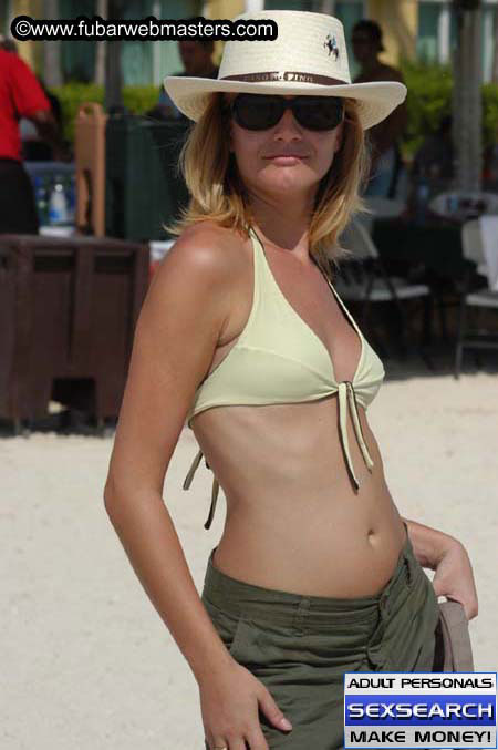 Jupiter Hosting and SpaCash Beach Party 2005