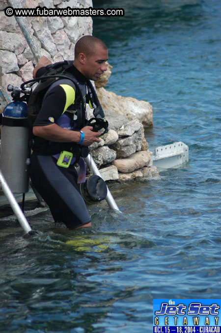 Sunday's Dolphin Swim Adventure and Animal Encounter 2004