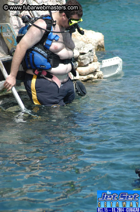 Sunday's Dolphin Swim Adventure and Animal Encounter 2004