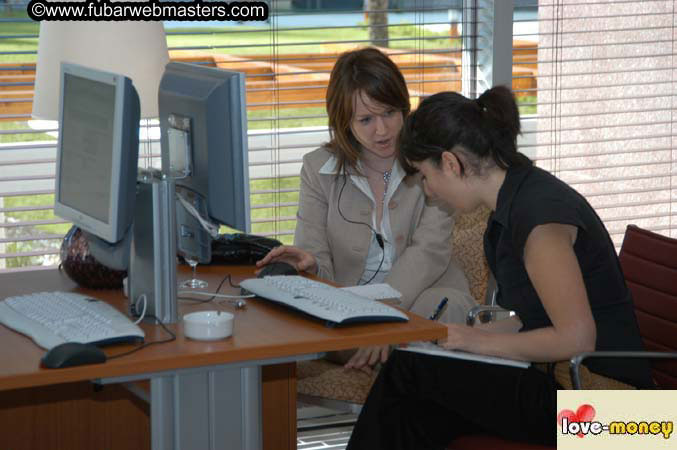 Sunday, November 7, 2004 2004