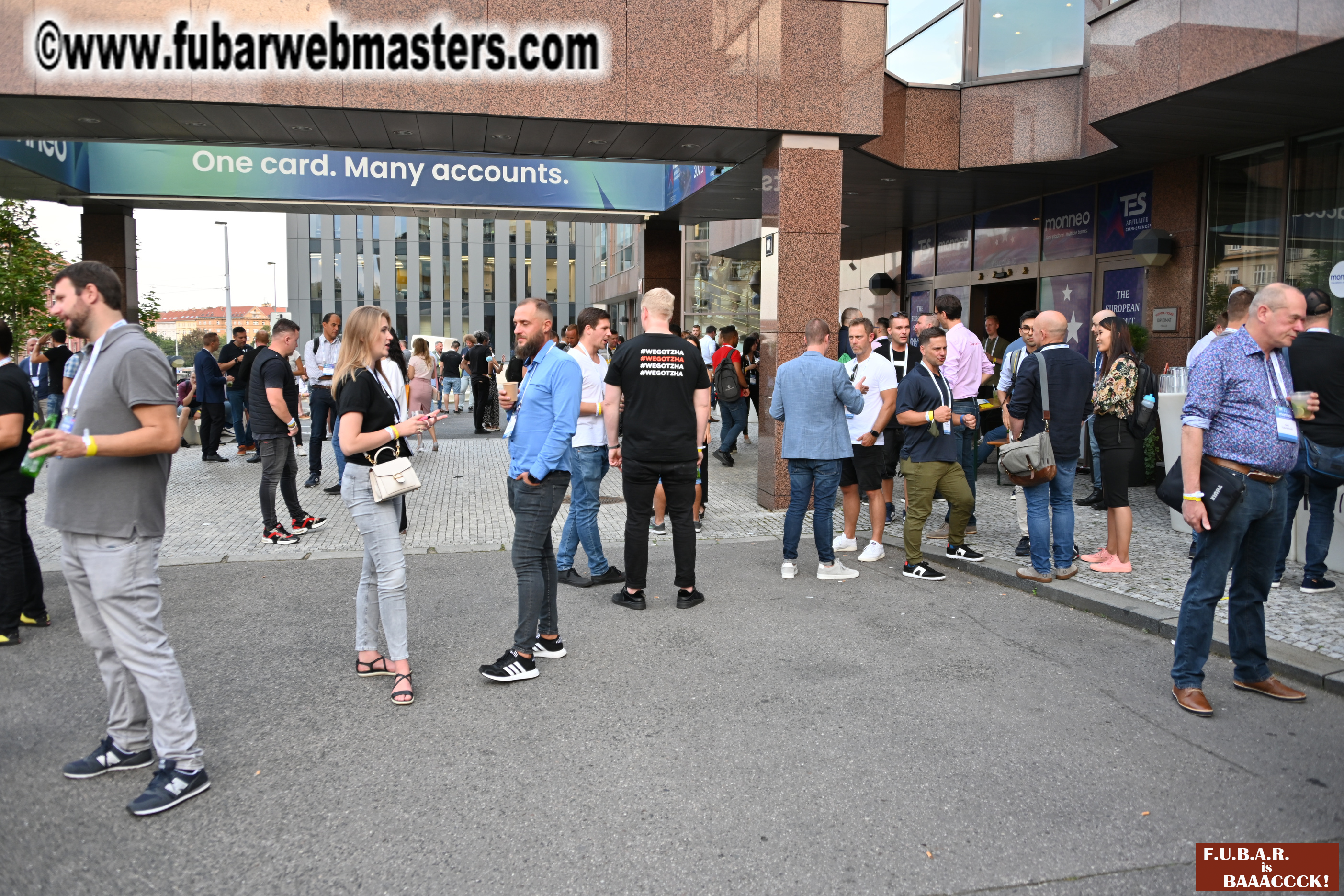 Headlining Sponsors Happy Hour