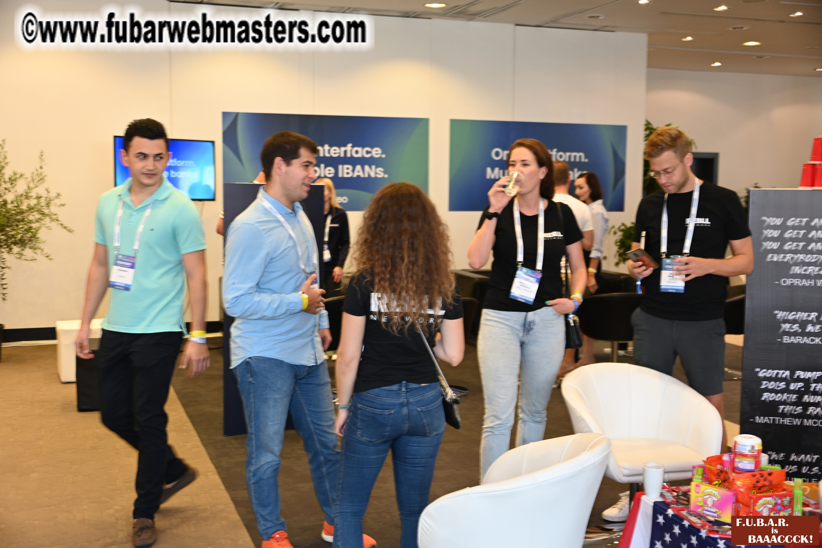 Show Floor & Seminars