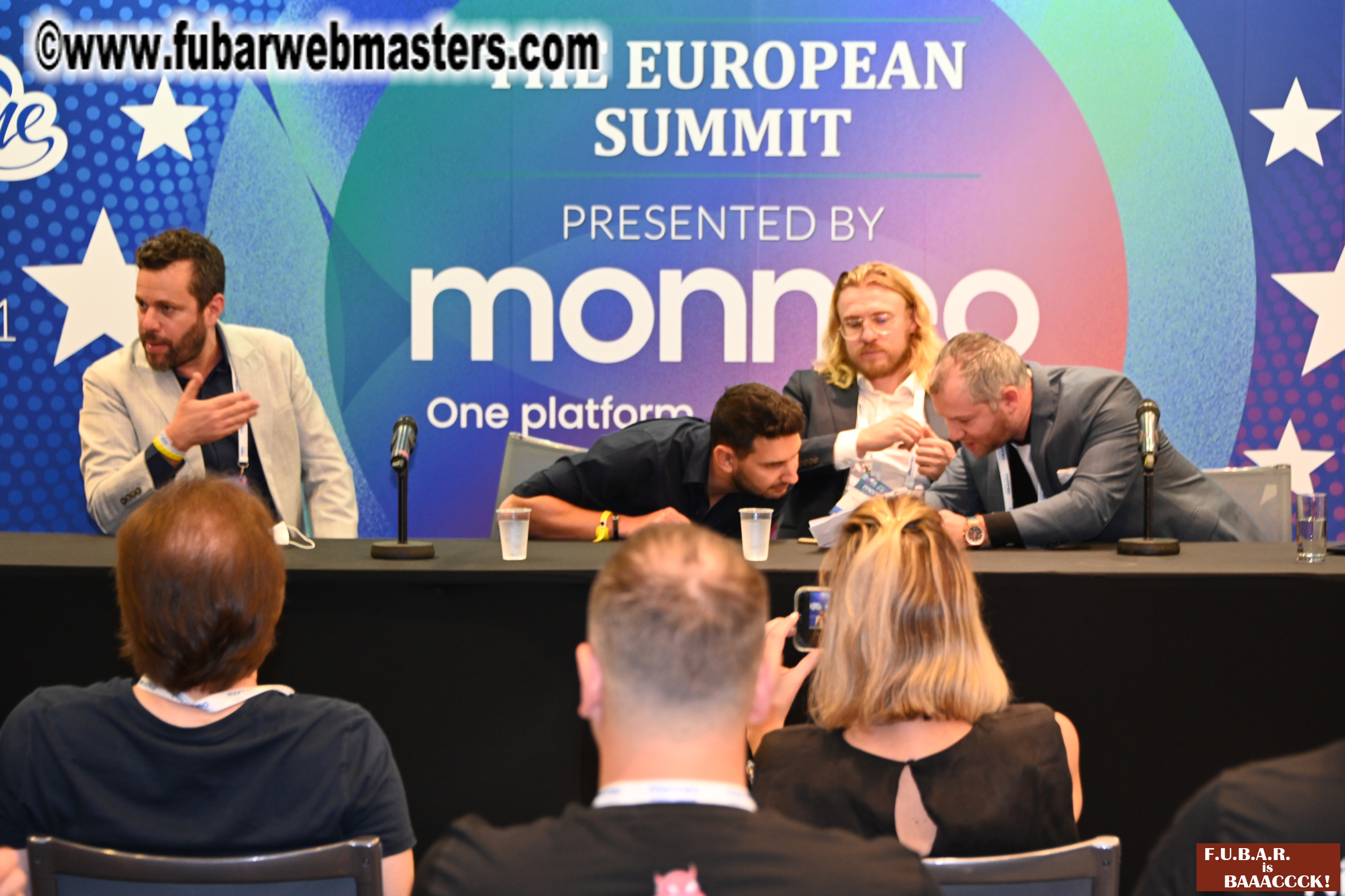 Show Floor & Seminars