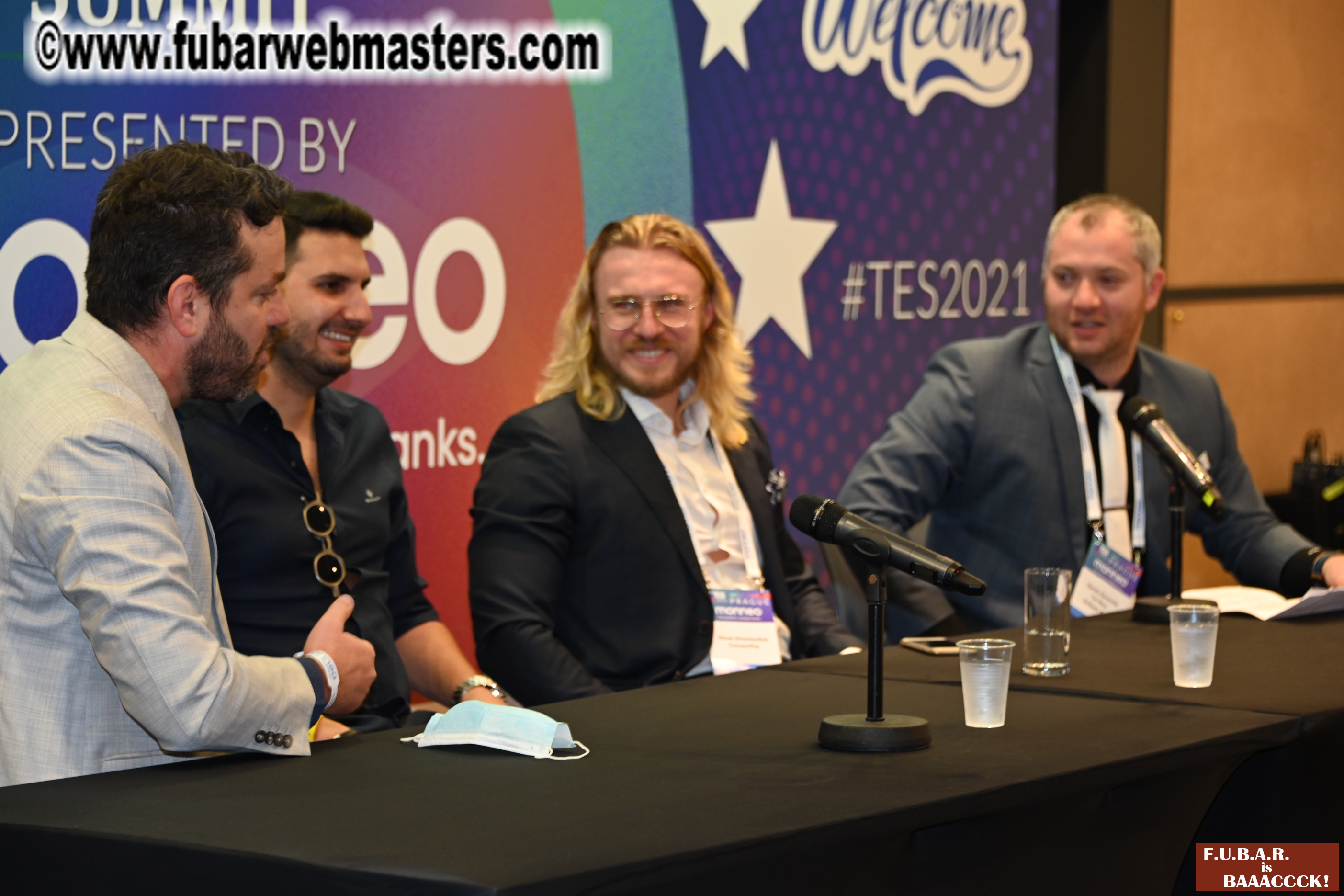 Show Floor & Seminars