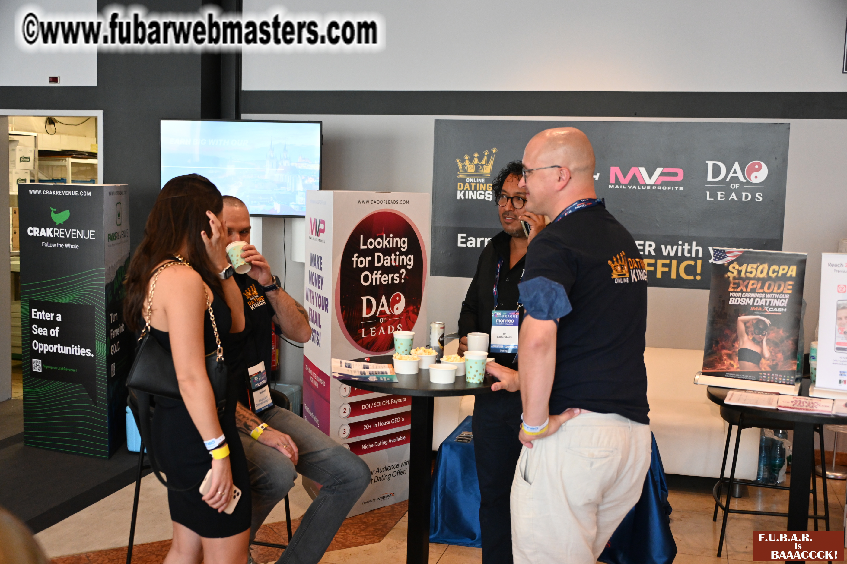 Show Floor & Seminars