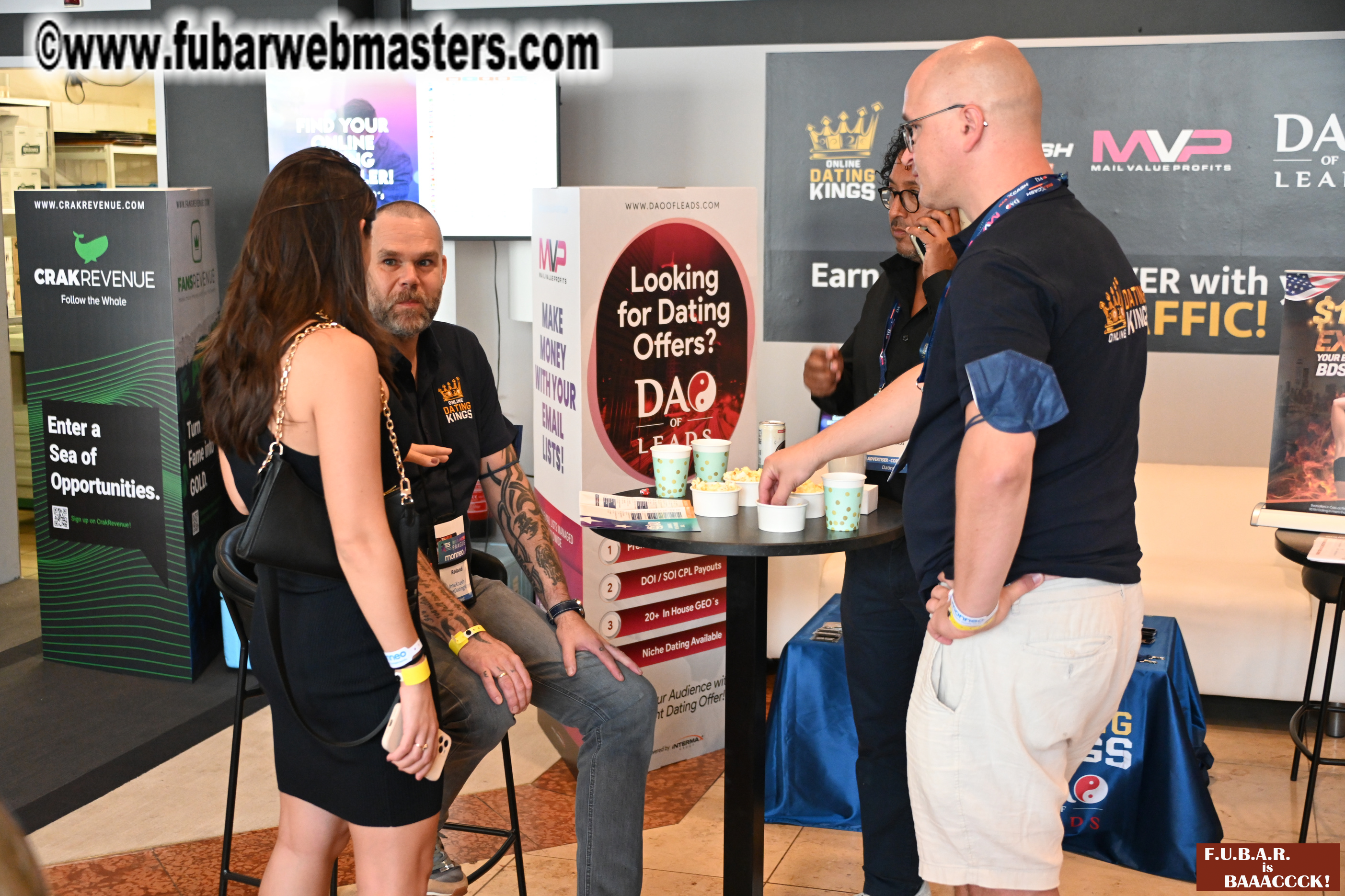 Show Floor & Seminars