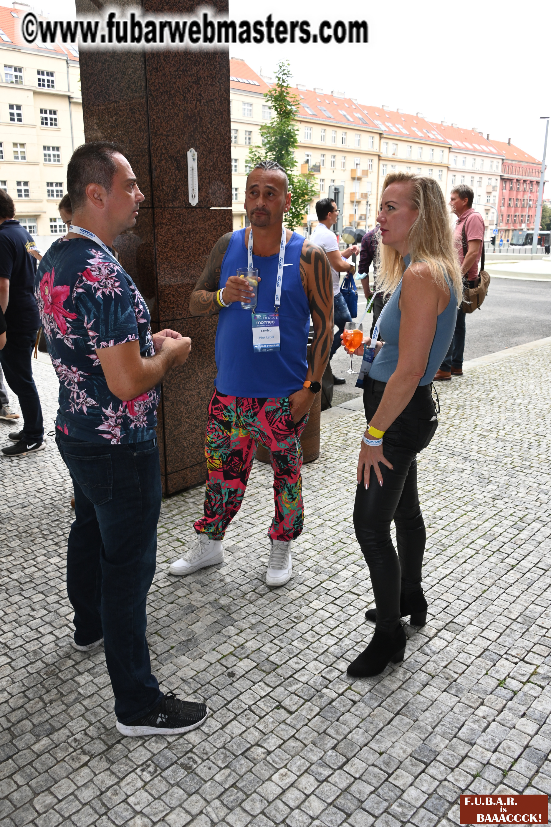 Show Floor & Seminars