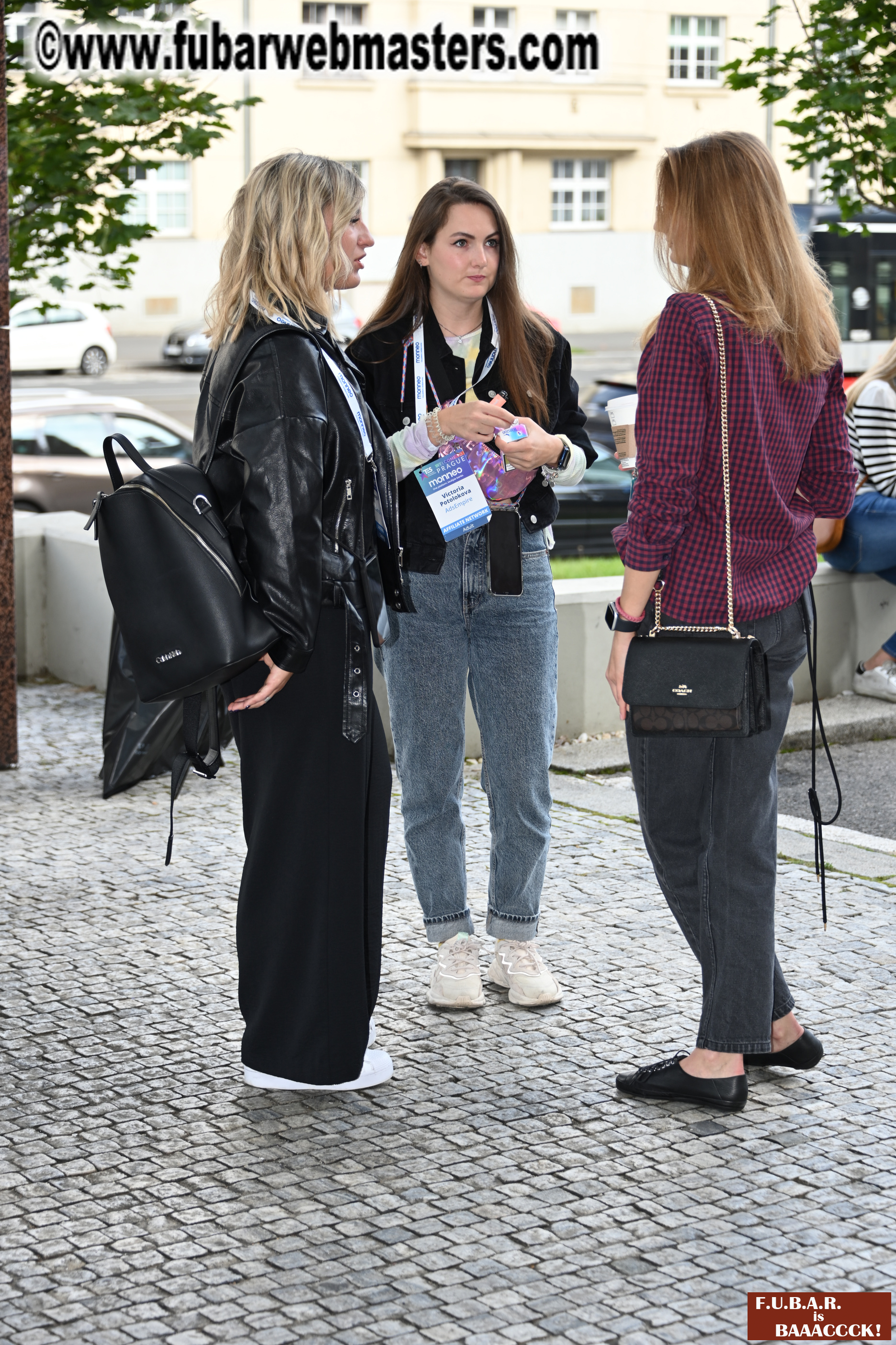 Show Floor & Seminars