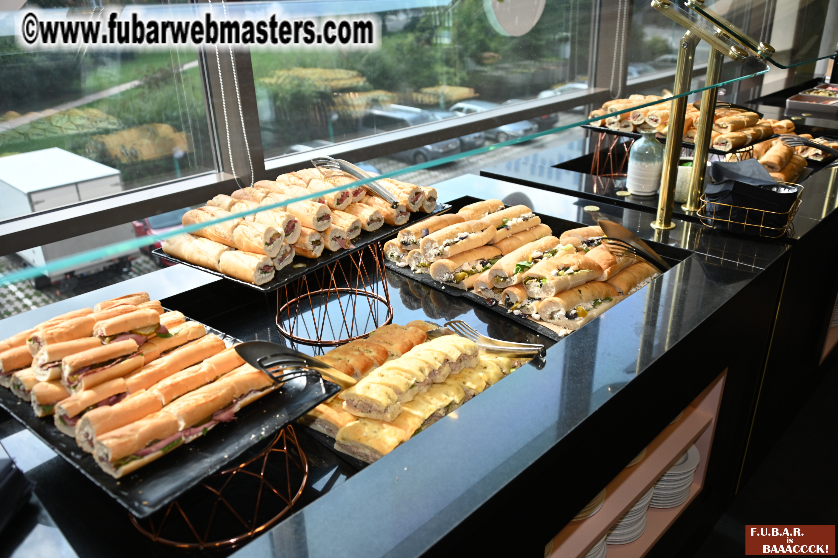 Show Floor & Seminars