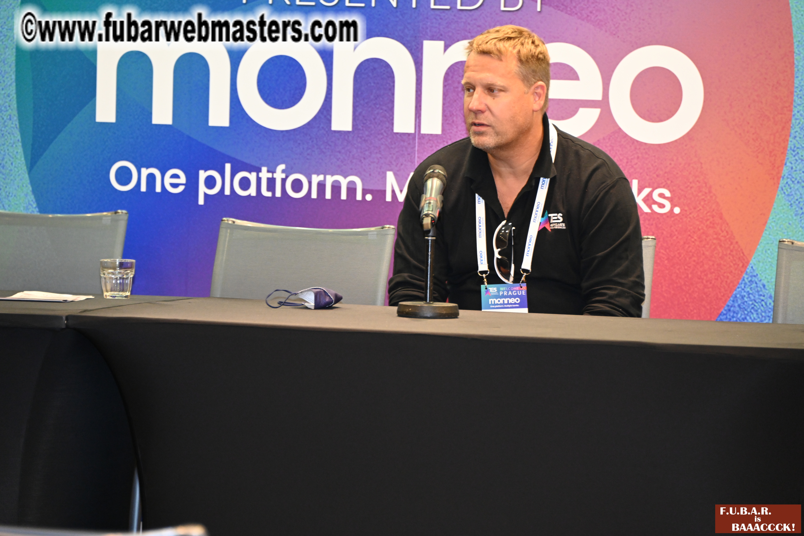 Show Floor & Seminars