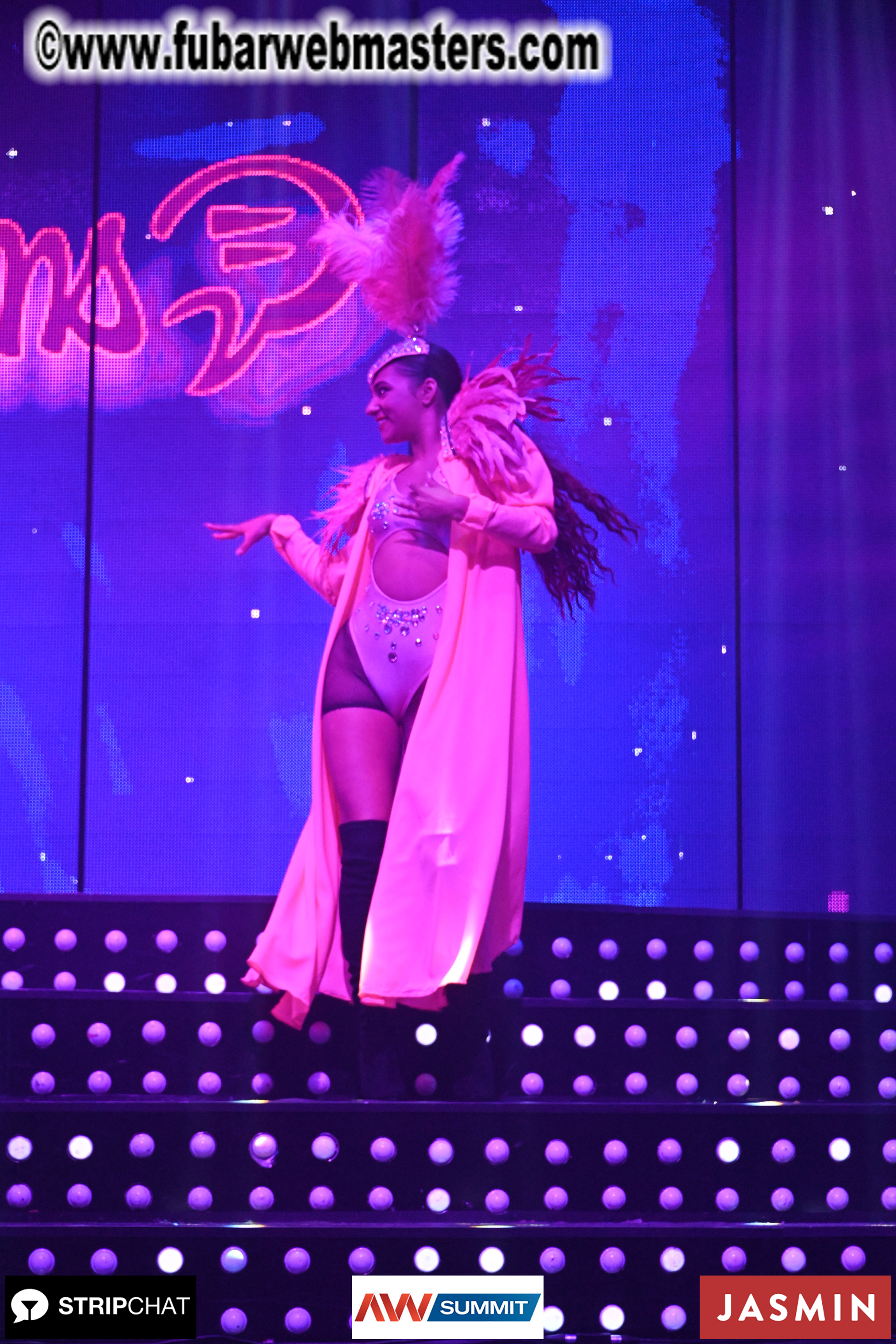 Pink Paradise by BongaCams